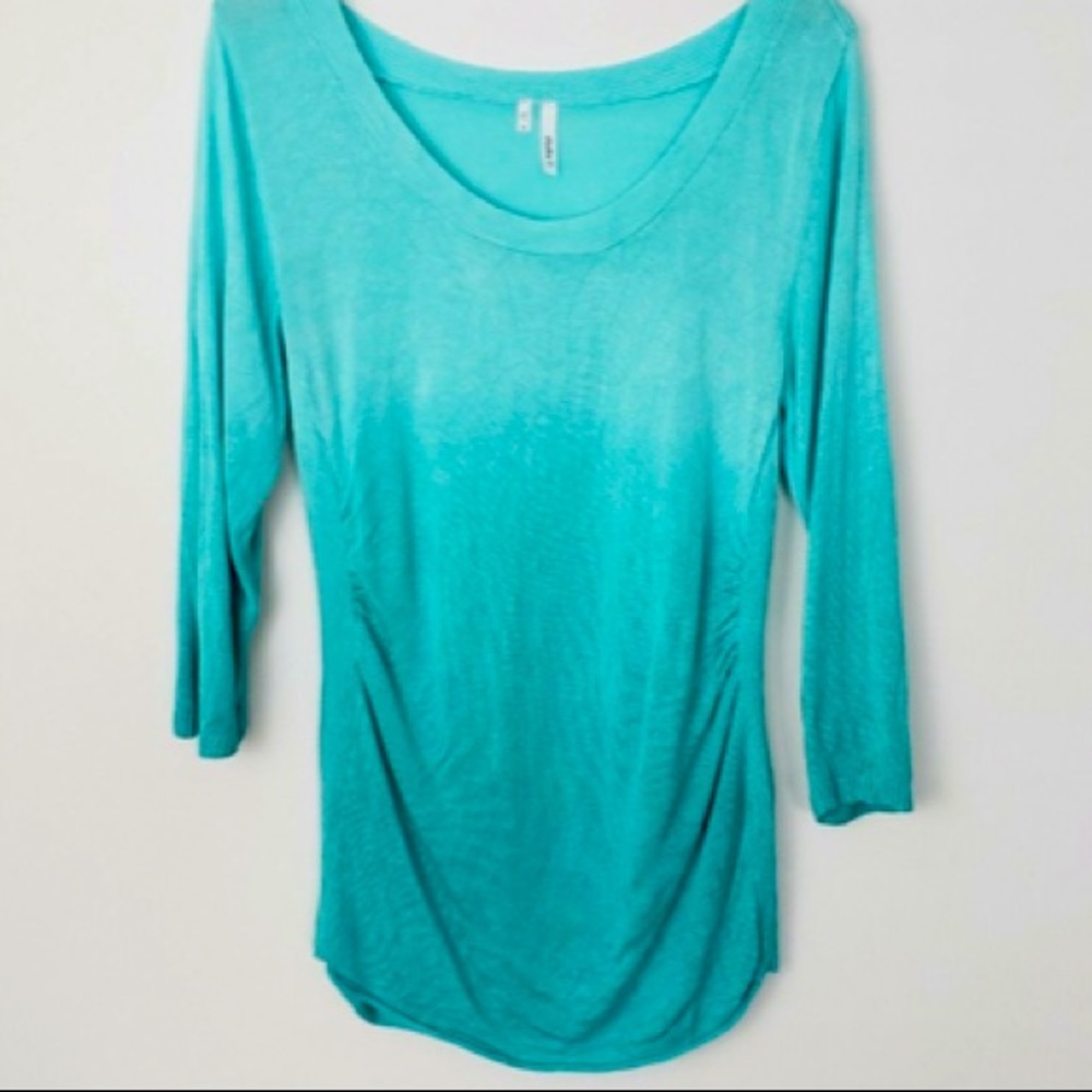 Studio Y Ombré teal knit sweater 3/4 sleeves